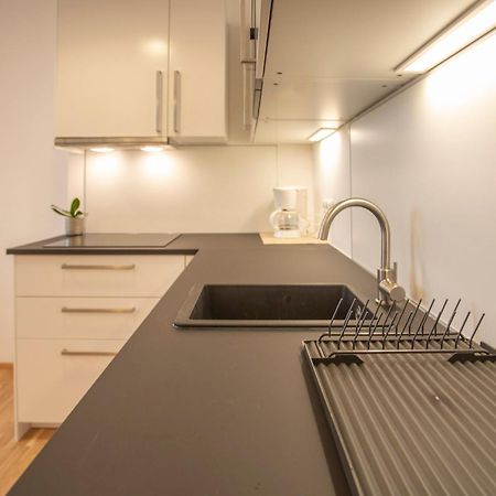 Innsbruck Urban Apartment I No Stairs I 24H Contactless Check-In ภายนอก รูปภาพ