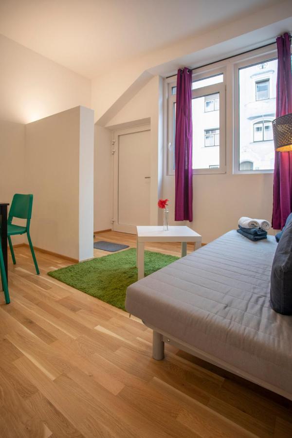 Innsbruck Urban Apartment I No Stairs I 24H Contactless Check-In ภายนอก รูปภาพ