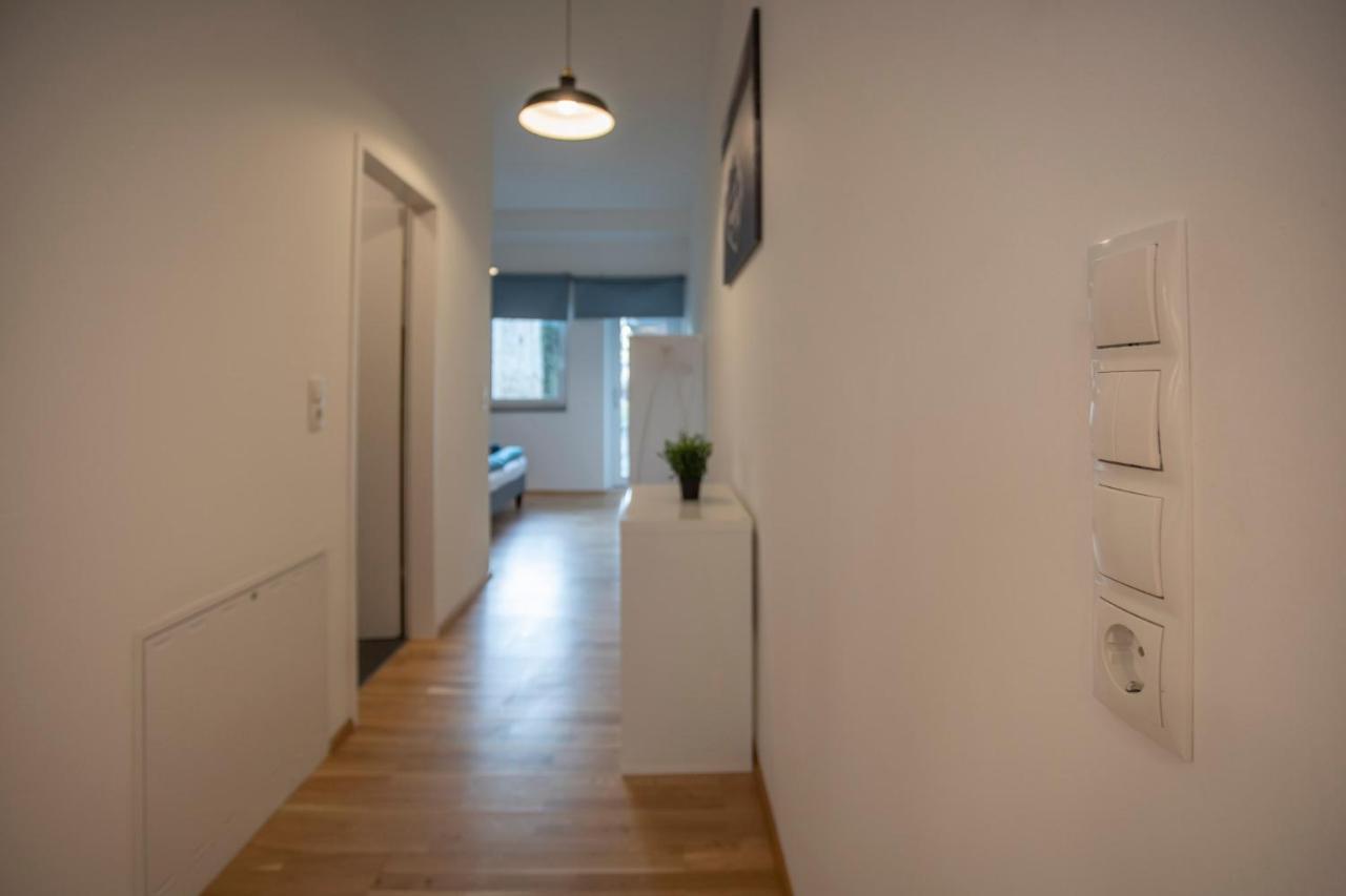 Innsbruck Urban Apartment I No Stairs I 24H Contactless Check-In ภายนอก รูปภาพ