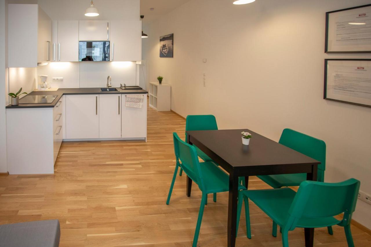 Innsbruck Urban Apartment I No Stairs I 24H Contactless Check-In ภายนอก รูปภาพ